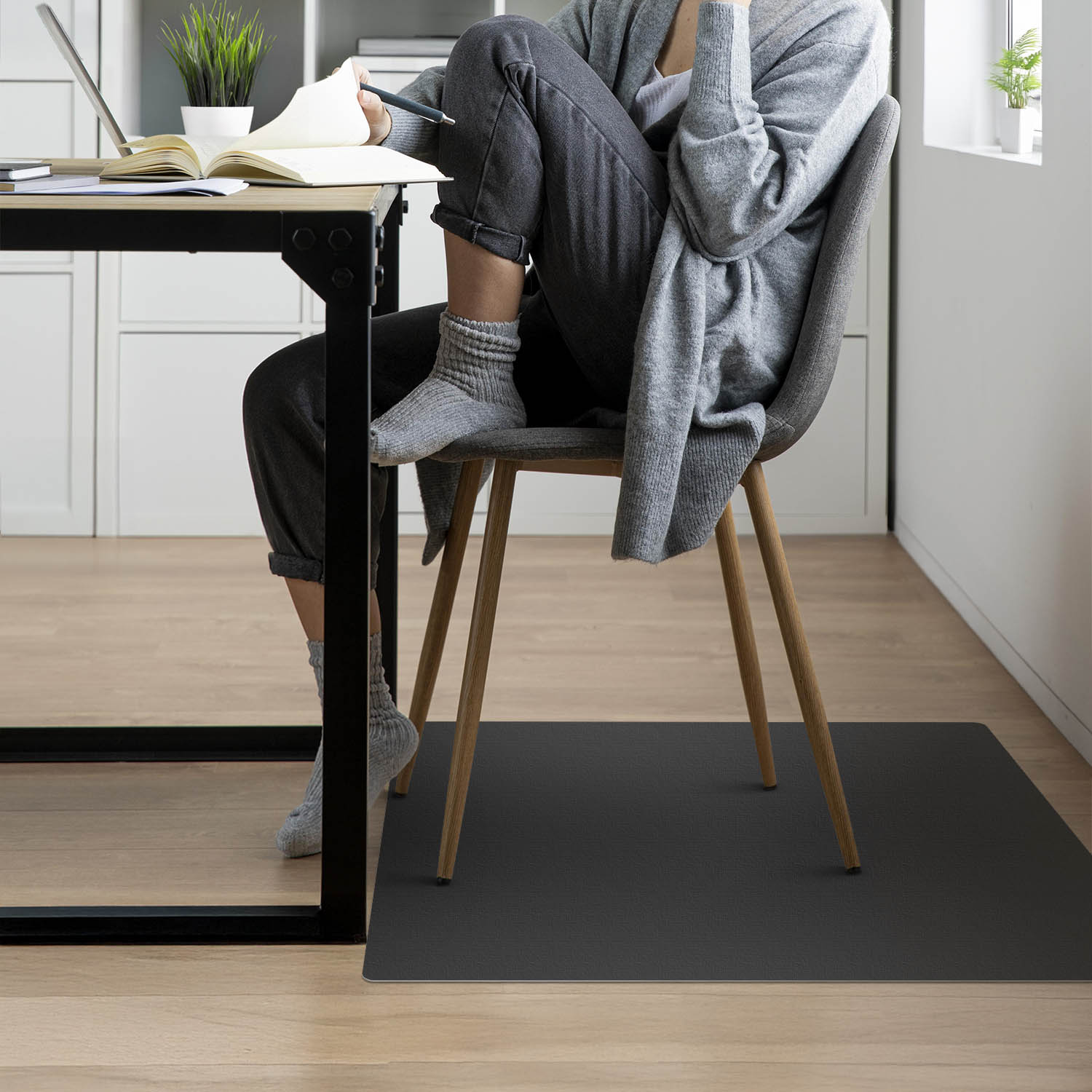 Naklejka na drzwi - różne wzory